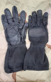 Tsekkien m2009 Aramidi Hanskat, k&auml;ytetyt